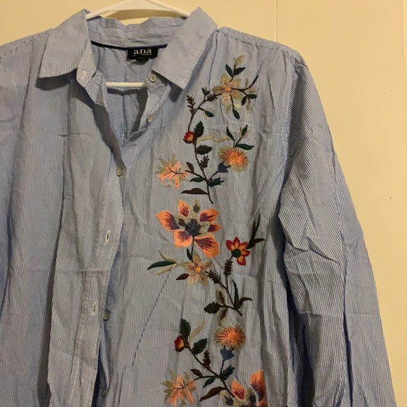 Embroidered Button Down - Picture 3 of 4